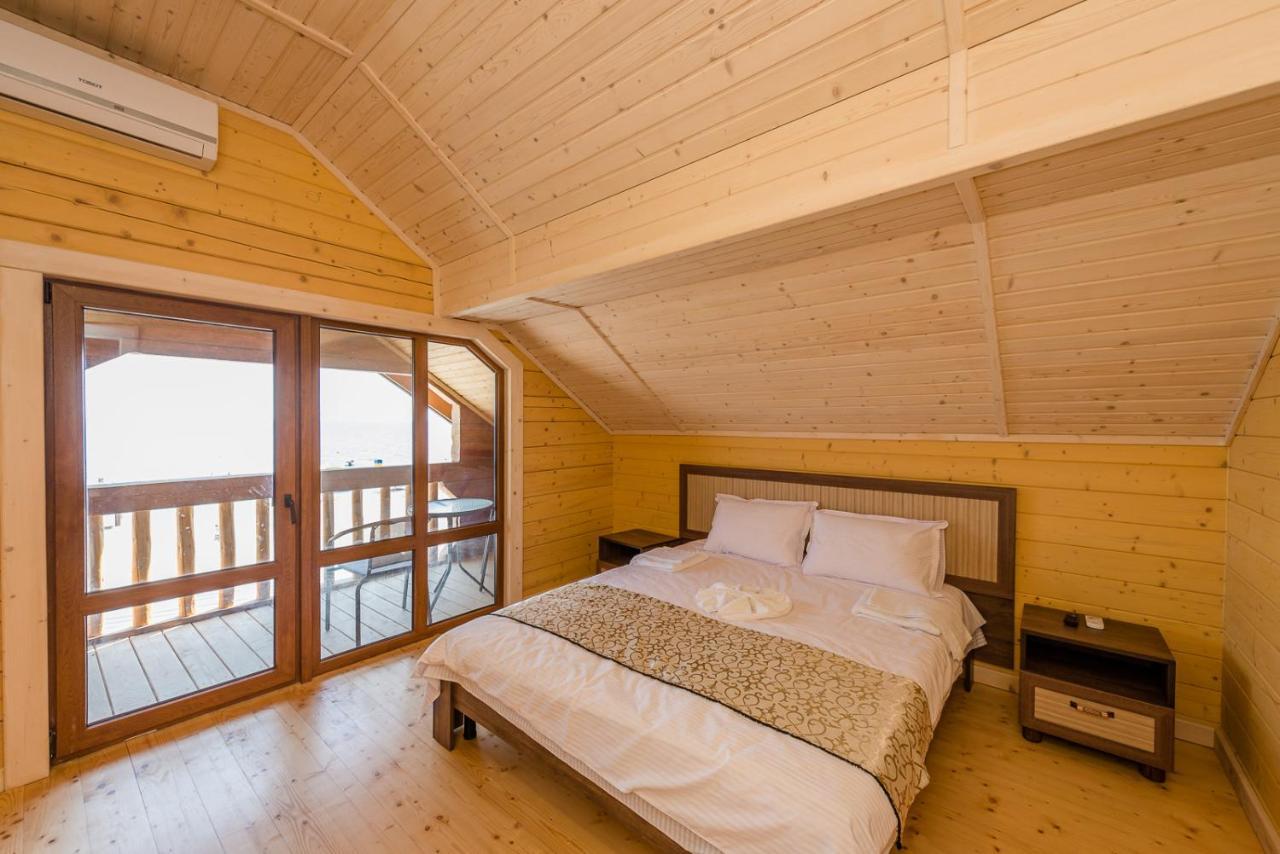 Пегас Hotel Зализний Порт Екстериор снимка