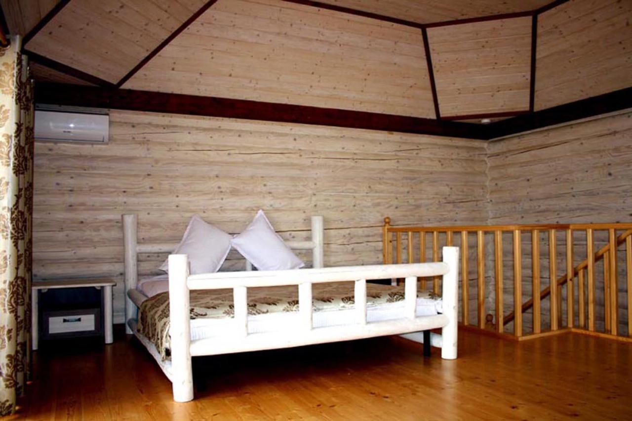 Пегас Hotel Зализний Порт Екстериор снимка